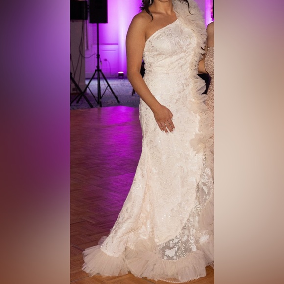 Mac Duggal One Shoulder Ruffle High Low Tulle Gown - Picture 3 of 4